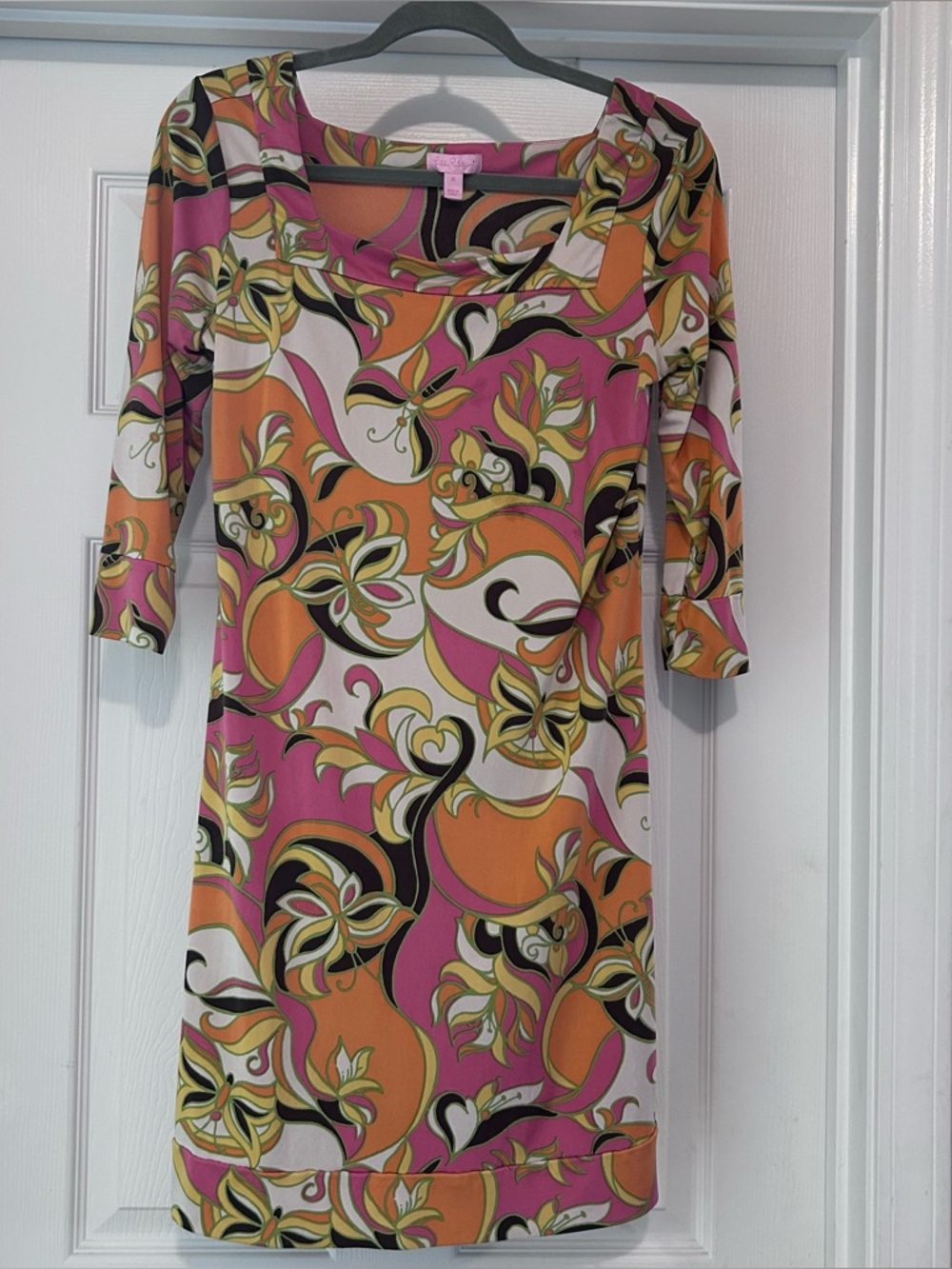 Lilly Pulitzer EUC 100% Silk Women’s Size 10 Retro Butterfly Pencil Dress Artsy